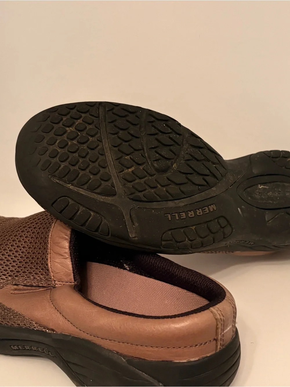 Merrell Men’s Tan Slip-On Loafers